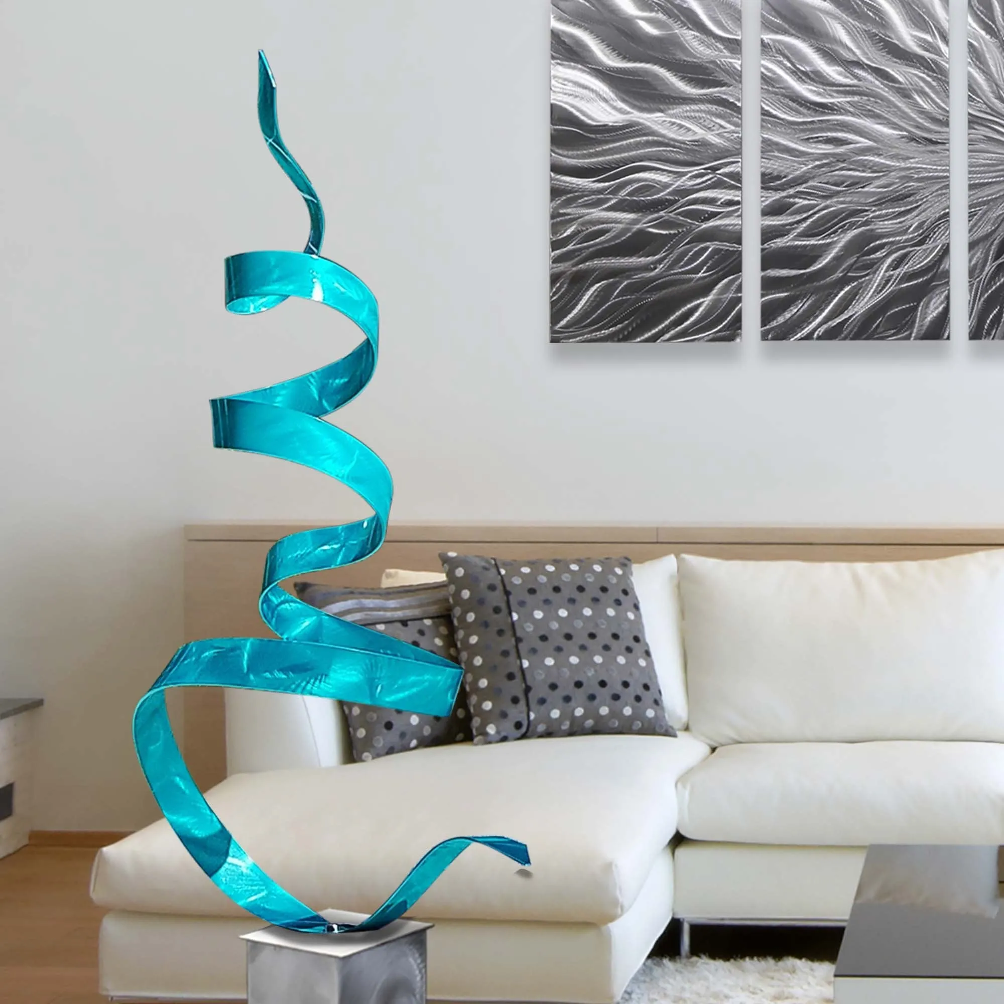 Aqua Twist with Silver Base