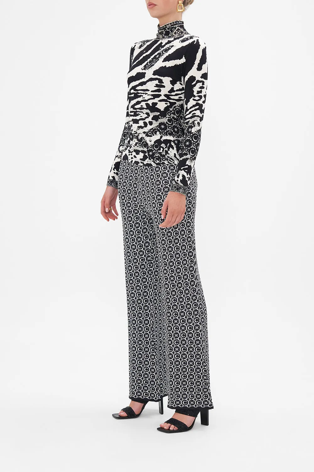JERSEY TURTLENECK FELINE FANTASY