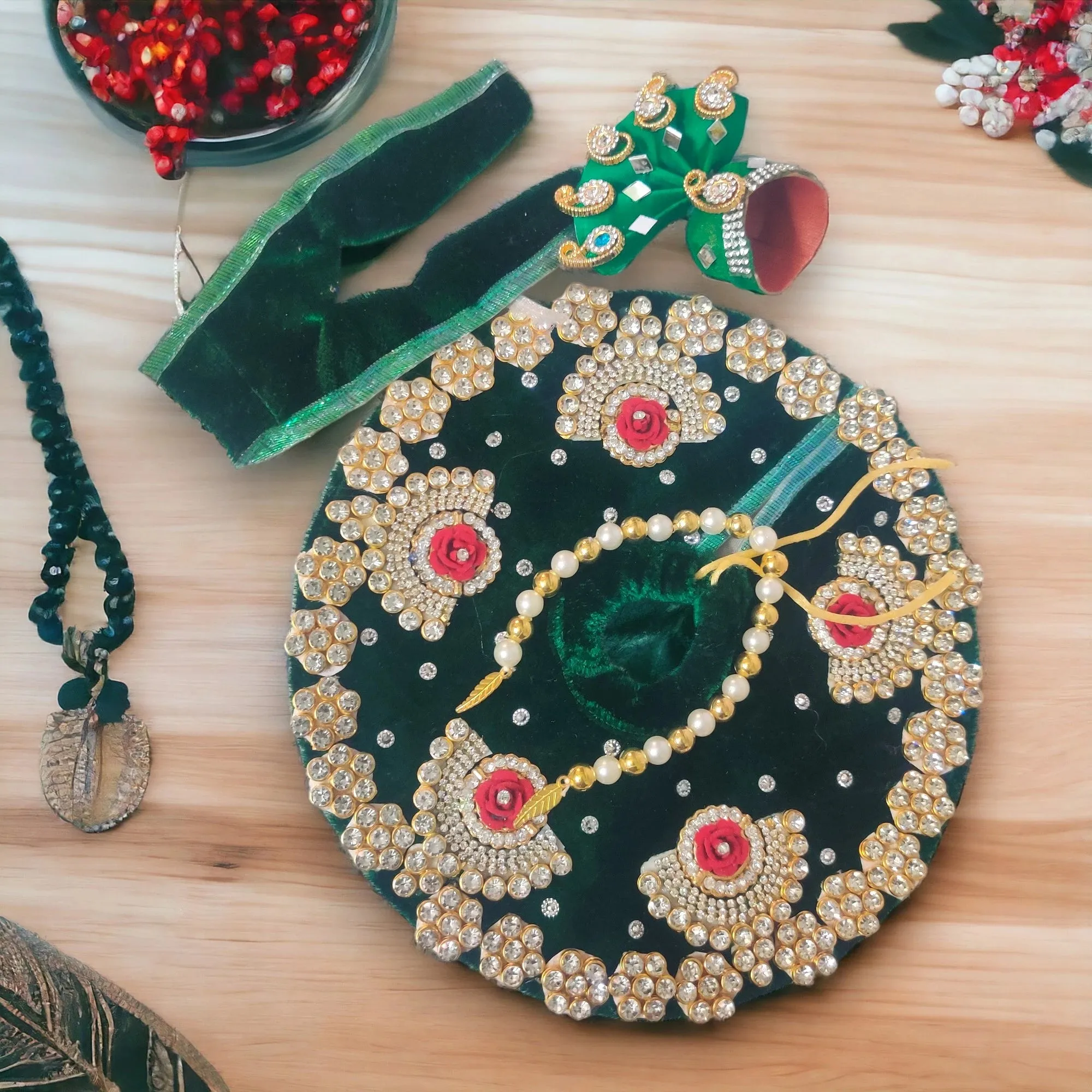 Laddu Gopal Ji Heavy Velvet Poshak with Turban (Green)