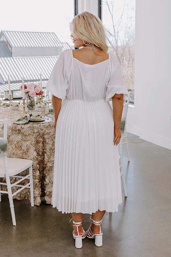 Recent Romance Pleated Midi In White Curves