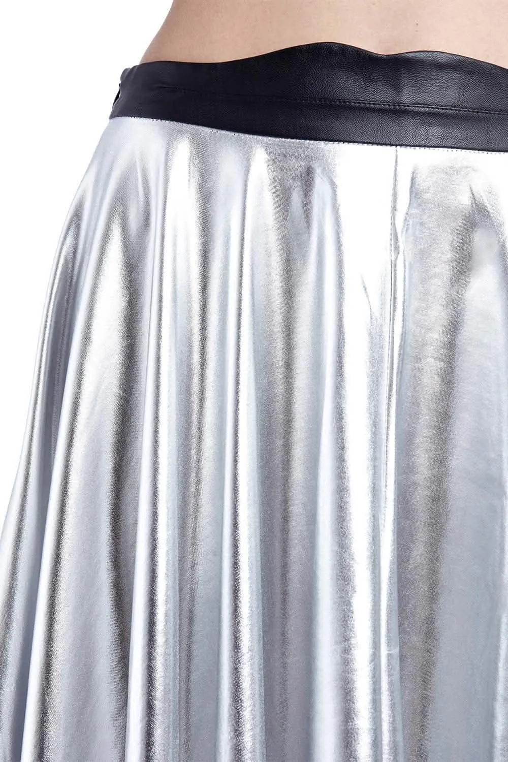 Shimmering Silver Pleated Midi Skirt with Stylish Leather Waistband