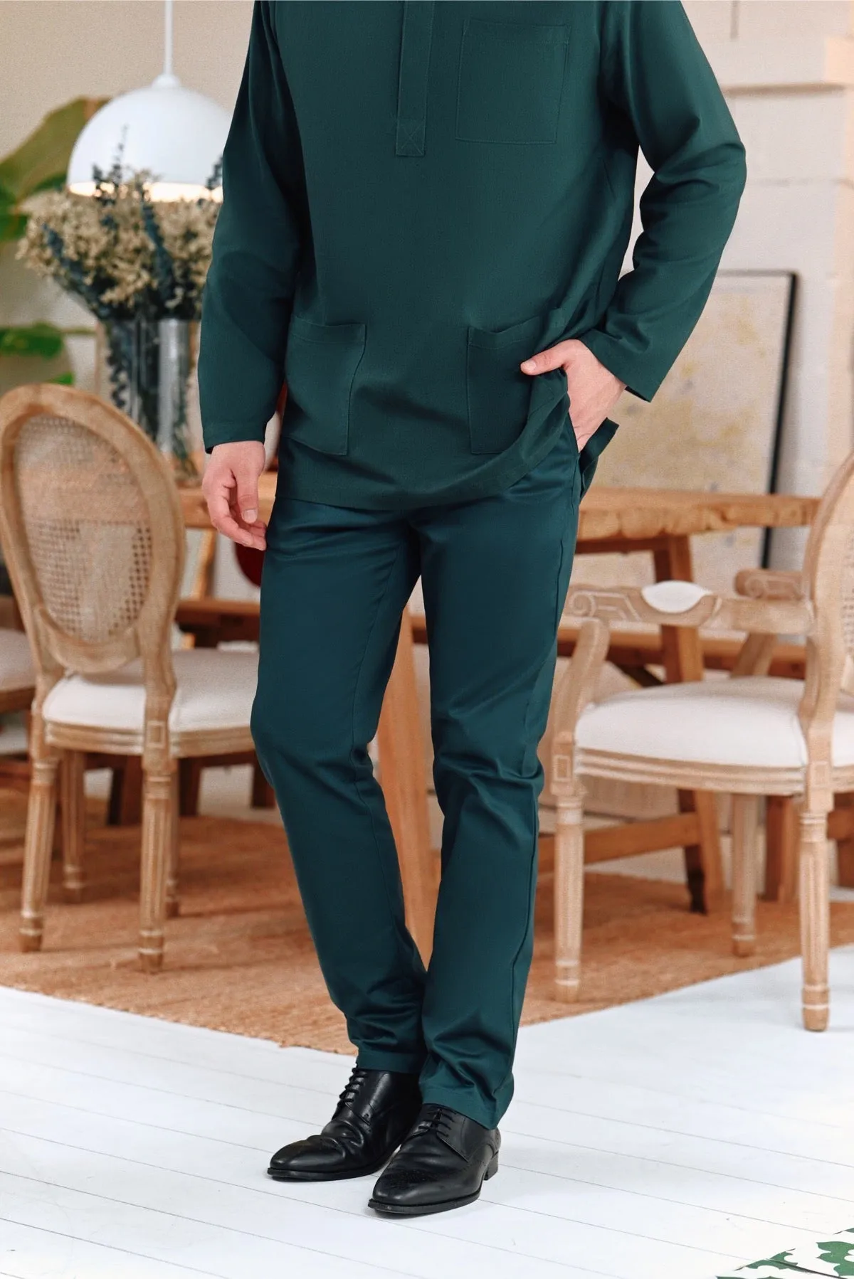 The Perfect Men Slim Fit Pants - Emerald Green