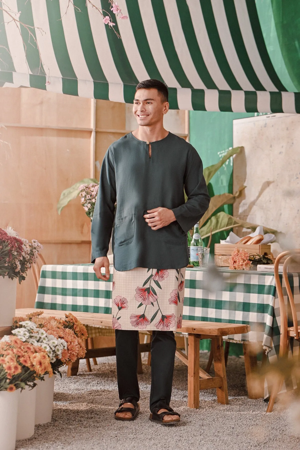 The Perfect Men Slim Fit Pants - Emerald Green