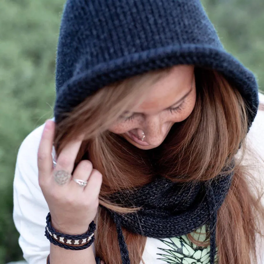 Verse Hooded Cowl