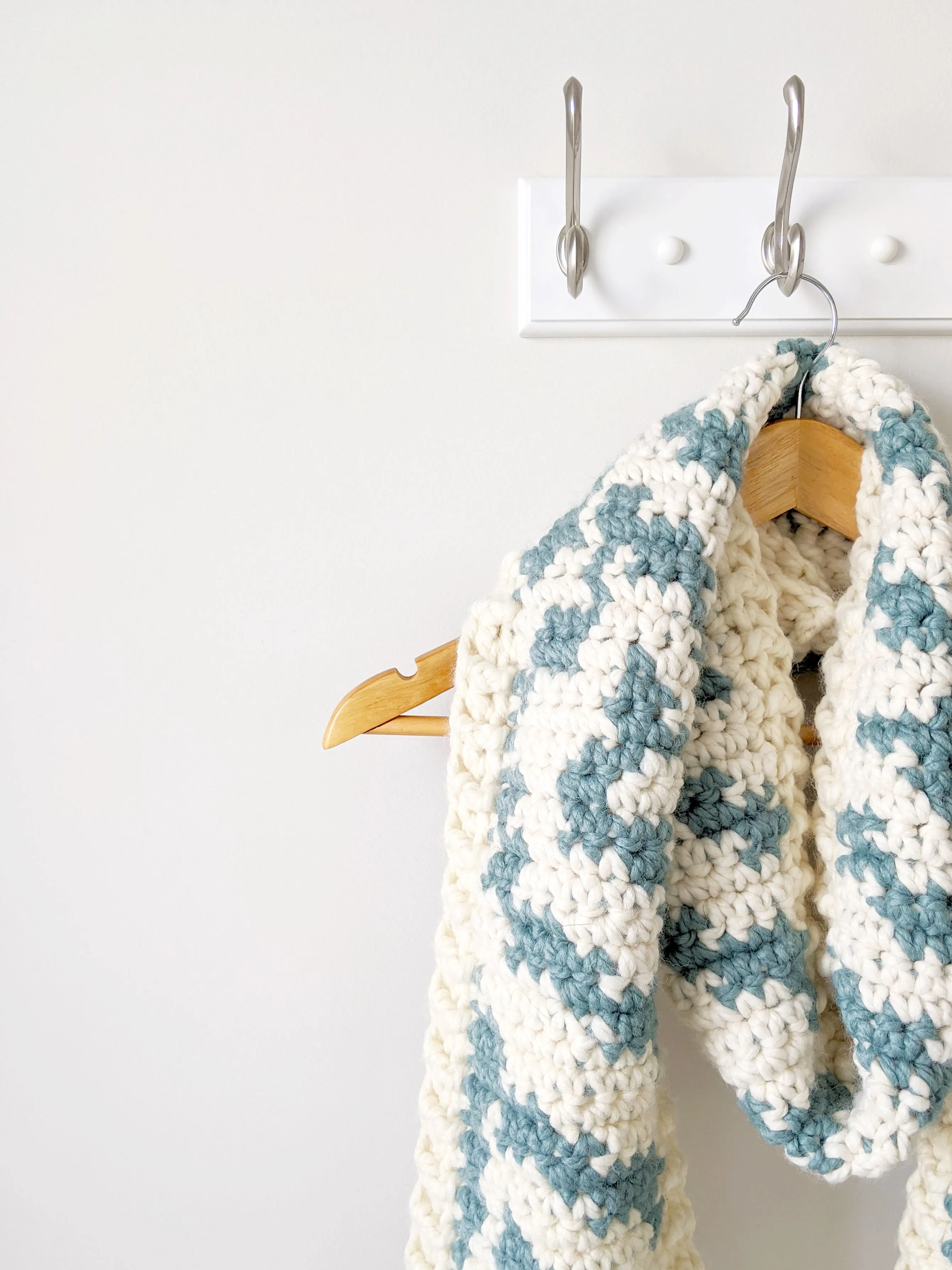 Zebra Print Scarf (Crochet)